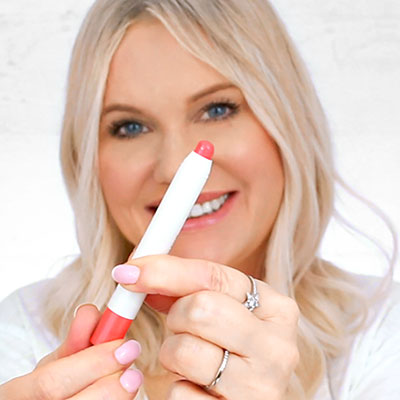 Ruby Hammer Lip Serum Balm in 'Coral' how to - Step 1